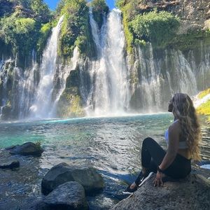 Meet your Posher, Cherry